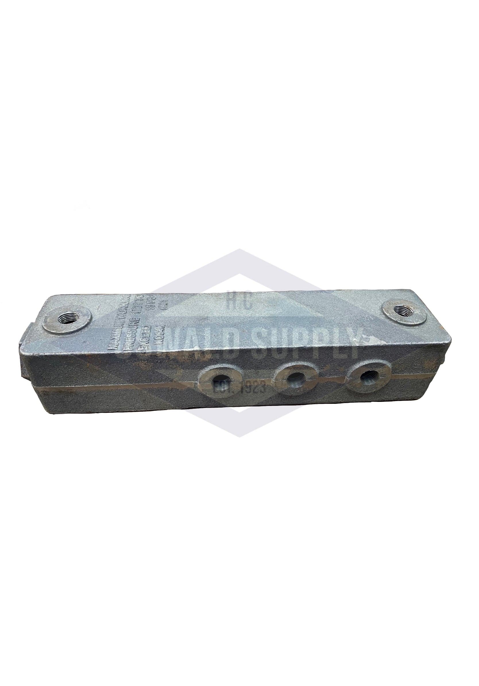 Cast Iron Water Column for Steel Boilers - Designed for low pressure applications (<15 PSI) Dimensions: 16” x 4” x 3-1/4” Tappings: (2) 1-1/4” (5) 1/2”