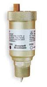Honeywell #EA79A1004, 3/4"(M) x 1/2"NPT(F) AIR VENT